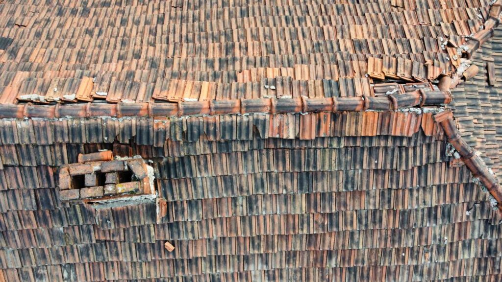 Оглед на покрив за течове и проблеми - Пловдив